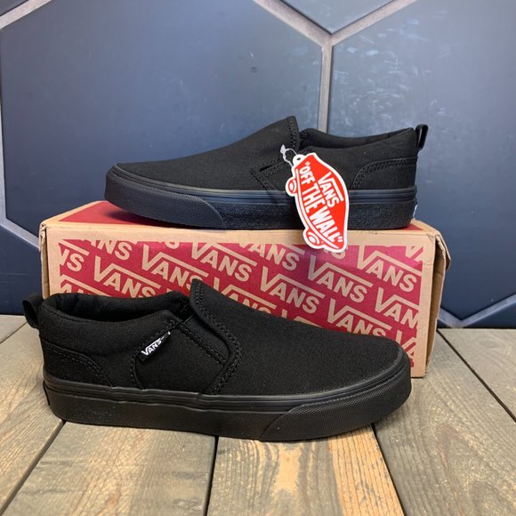 Vans 2.5 size Clearance